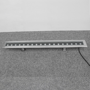 Suministro del fabricante Fuente subacuática lineal LED para exteriores; Luces LED Bañador de pared IP68 para luces de fuente
         